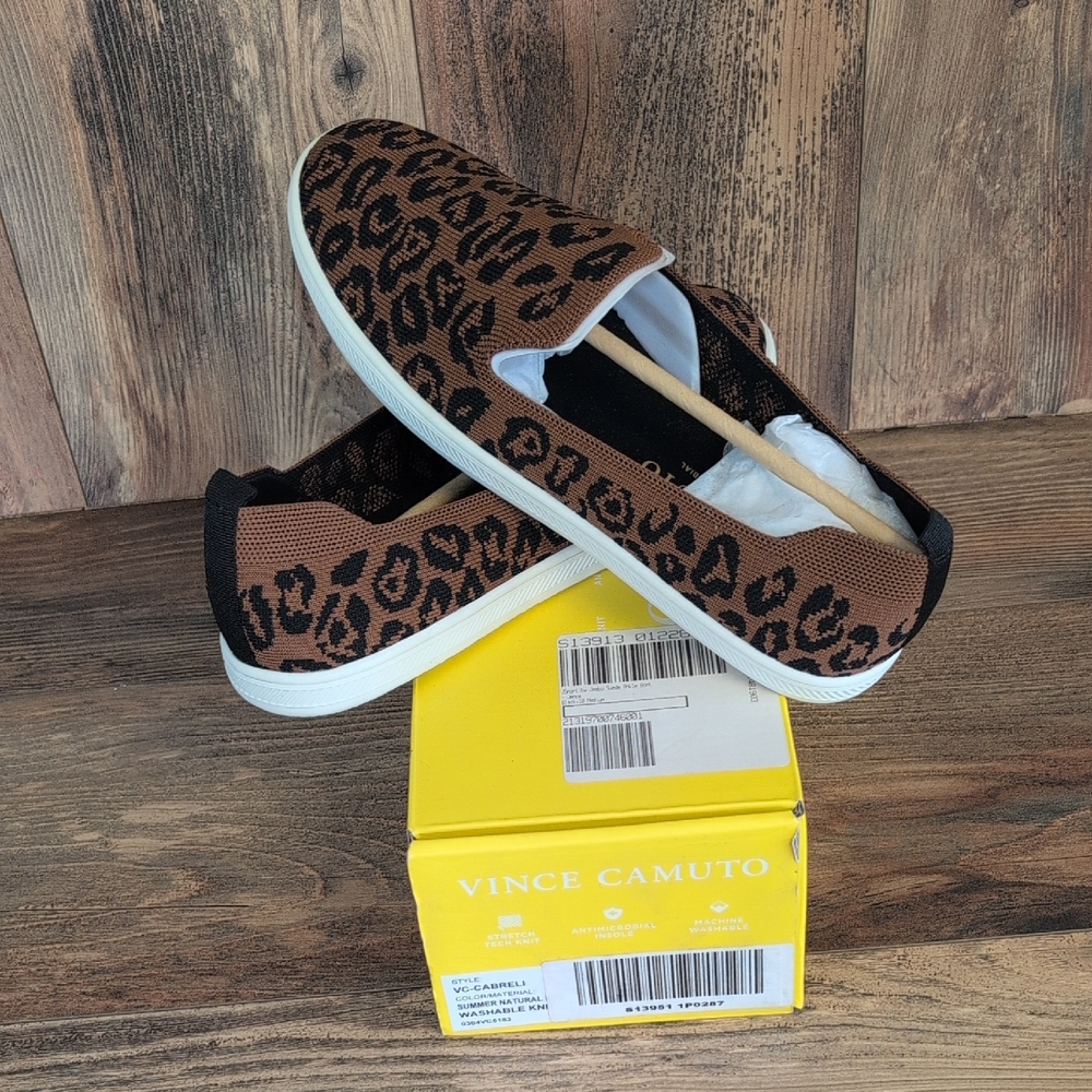 Vince Camuto NIB Cabreli Summer Natural Washable Leopard Print Sneakers 9.5 M206